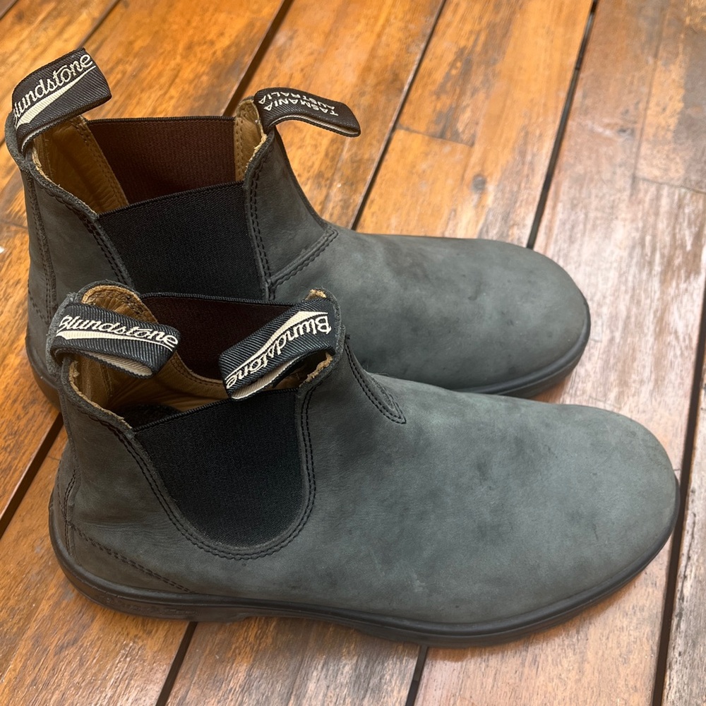 Blundstone Chelsea Boots in Rustic Black Men’s 8.5 UK 7.5